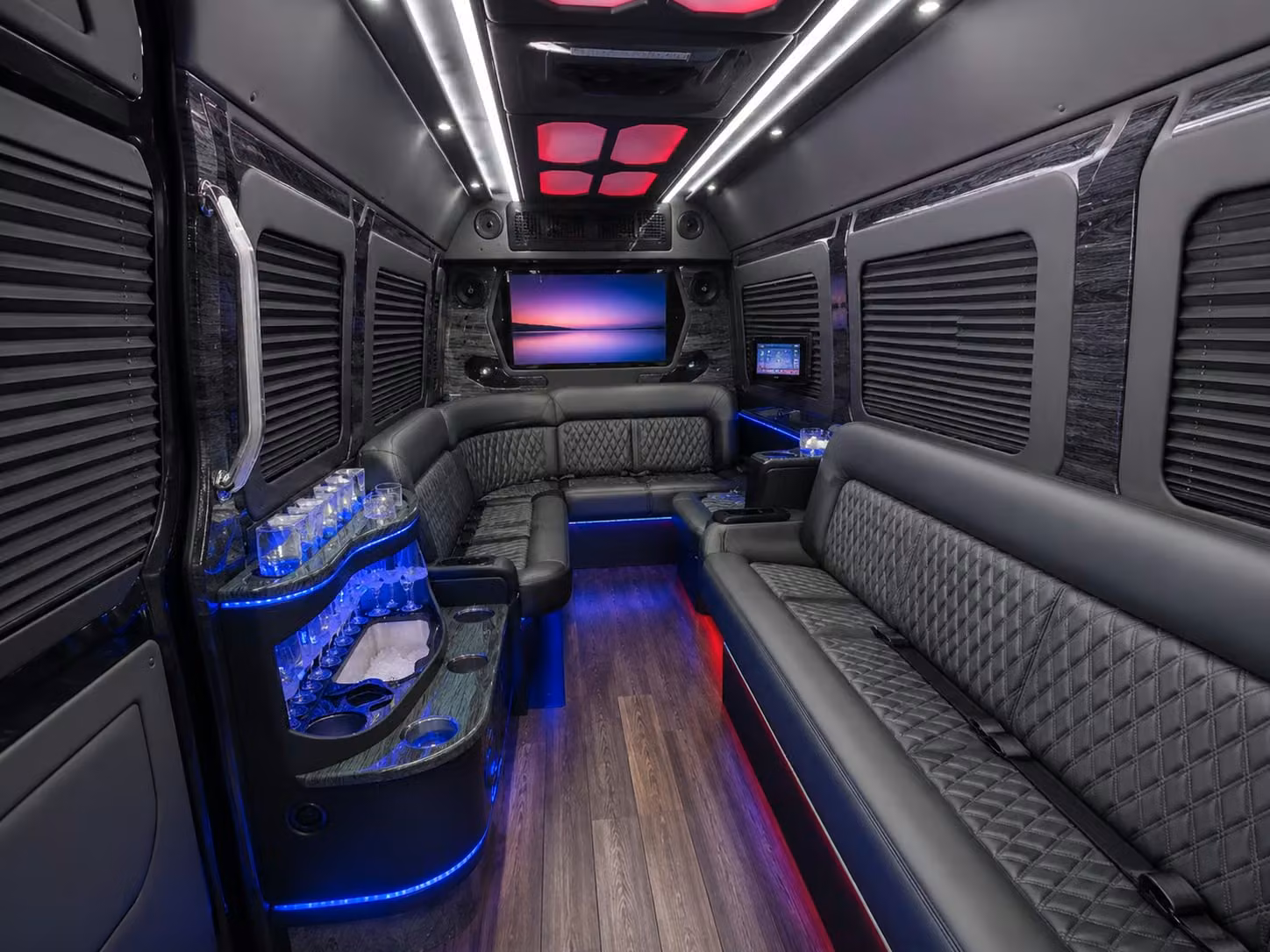 airport shuttle transportation for dubuque employees and executive teams