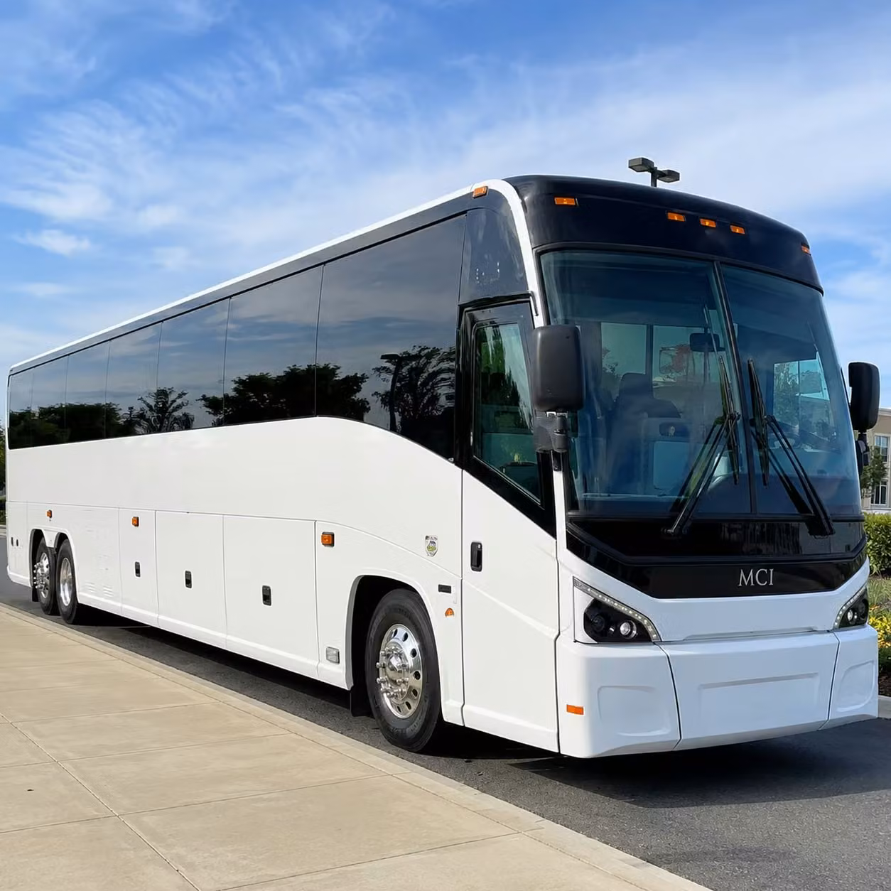 dubuquecoachbusservice com makes it simple to plan cross river concert runs