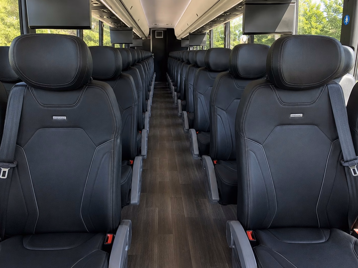 how the bus type you choose changes charter bus prices in dubuque iowa